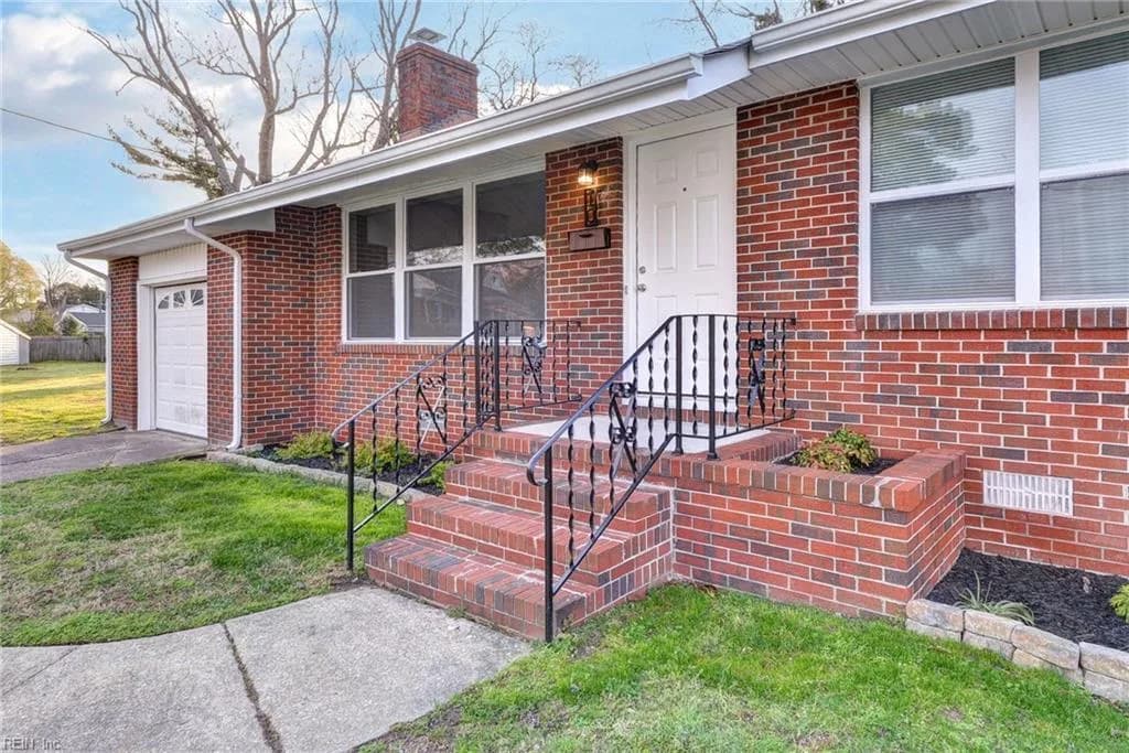 10 Whipple DR, HAMPTON VA 23663 - Photo 5