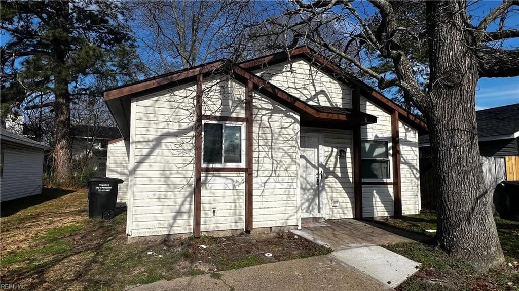 3830 Sugar Creek CIR, PORTSMOUTH VA 23703 - Photo 2