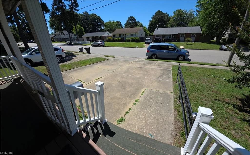 425 Stockton ST, HAMPTON VA 23669 - Photo 4
