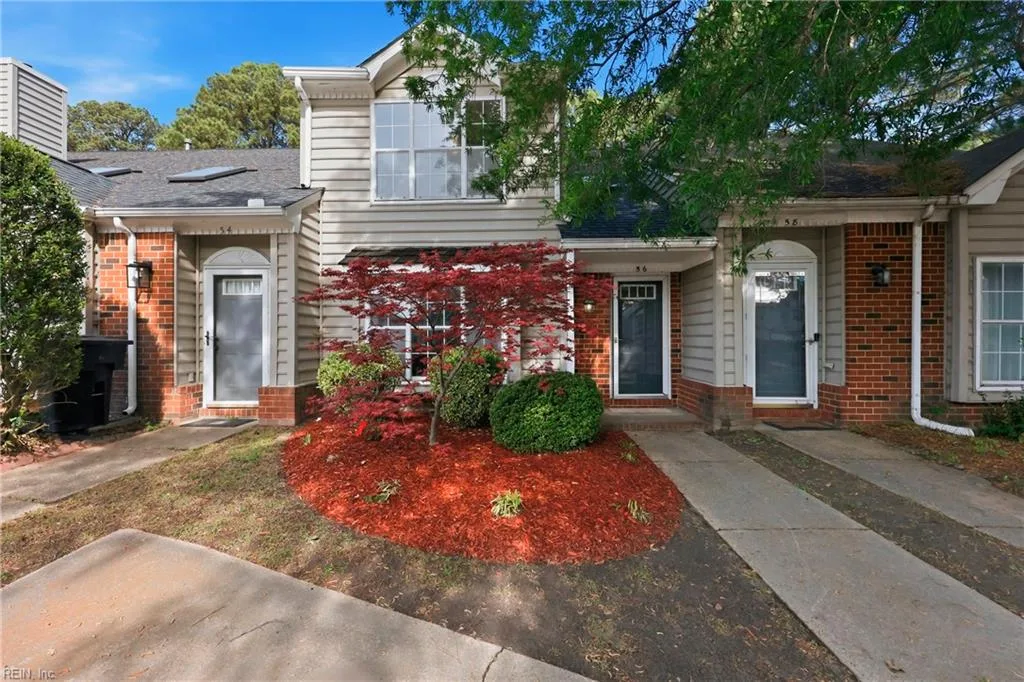 56 Candlelight LN, Portsmouth — 2 bed Residential, 1,546 sqft