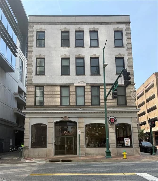 1 E Plume ST #3, NORFOLK VA 23510 - Photo 2