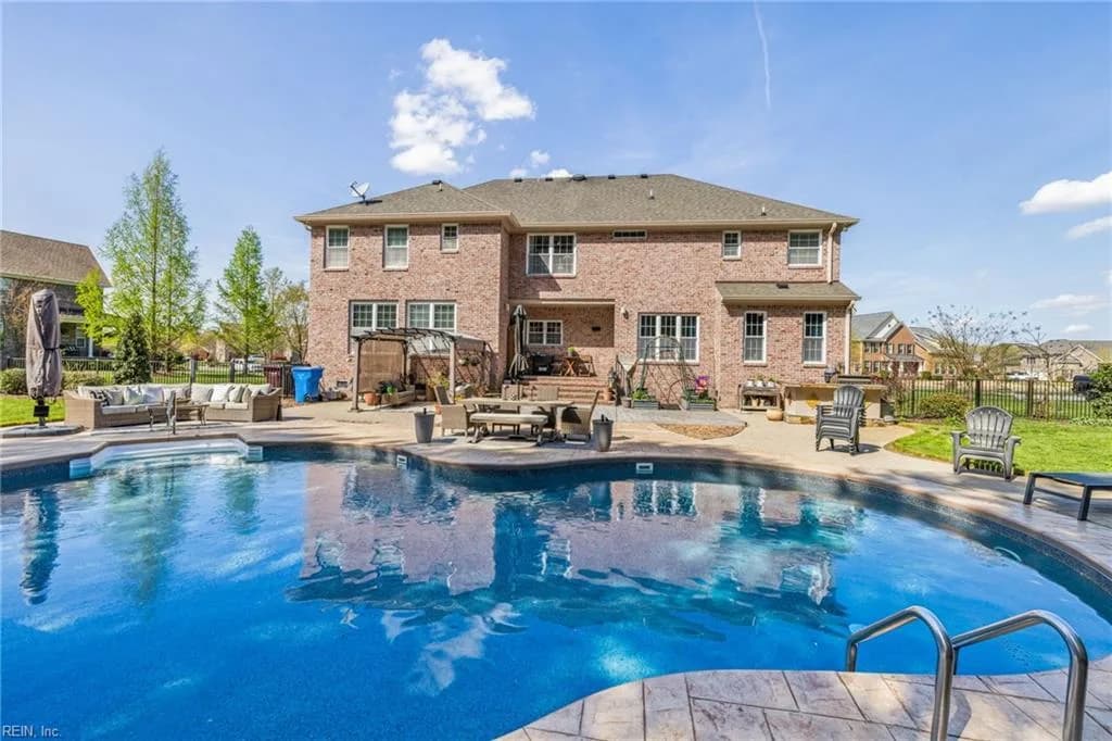 313 Scone Castle LOOP, CHESAPEAKE VA 23322 - Main photo