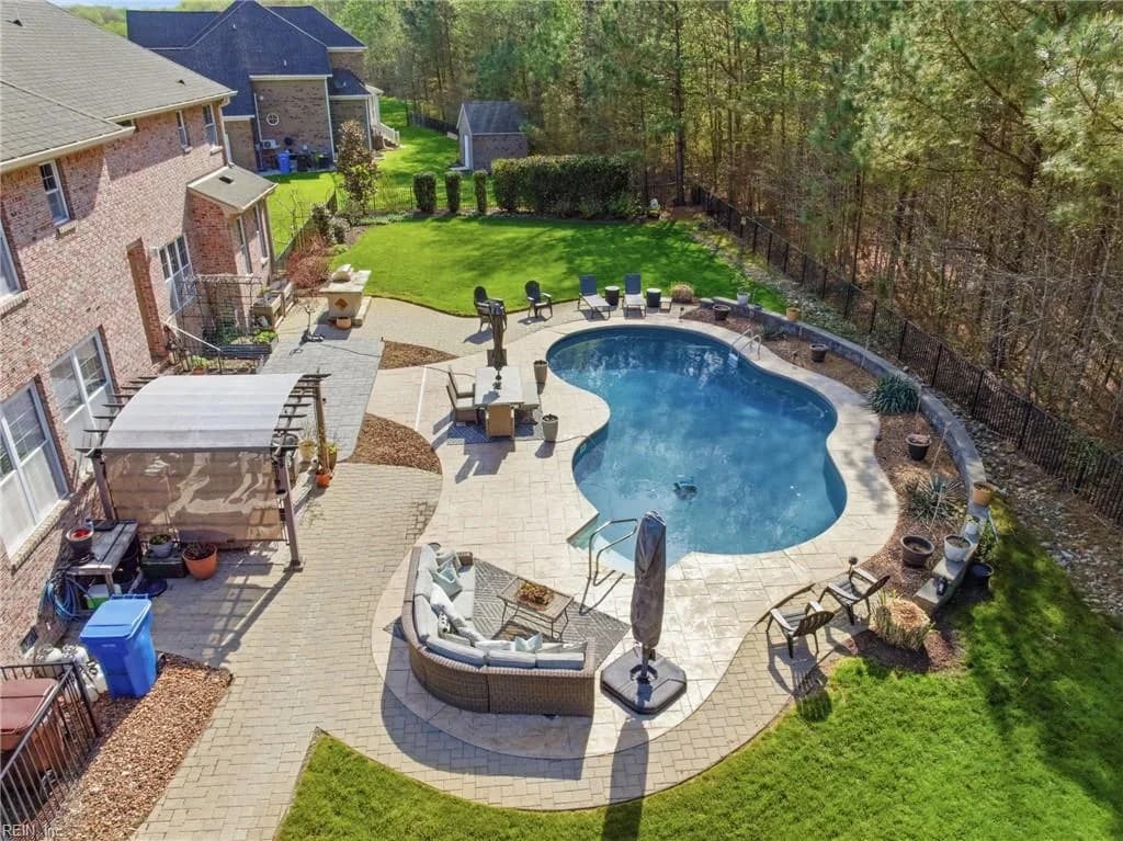 313 Scone Castle LOOP, CHESAPEAKE VA 23322 - Photo 3