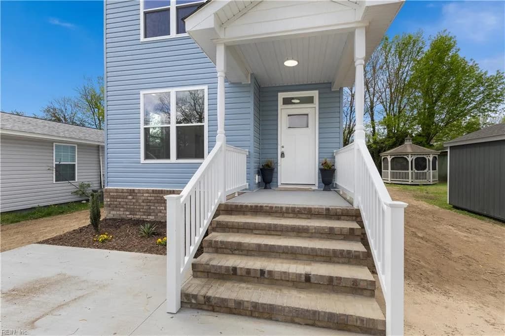 109 Woodrow AVE, SUFFOLK VA 23434 - Photo 5