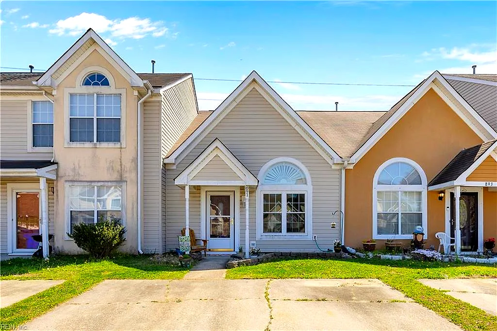 891 Old Clubhouse RD, Virginia Beach — 3 bed Residential, 1,500 sqft