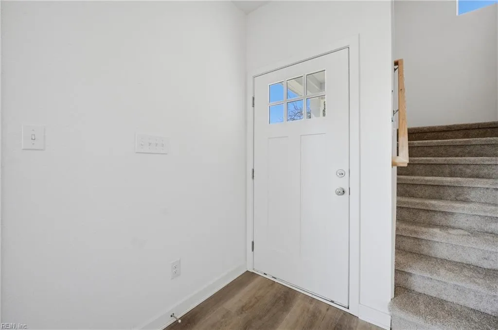1557 Chela AVE #C, NORFOLK VA 23503 - Photo 4