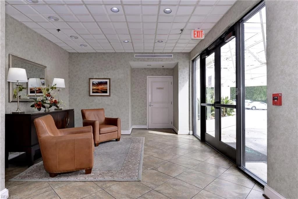 7501 River RD #9B, NEWPORTNEWS VA 23607 - Photo 5