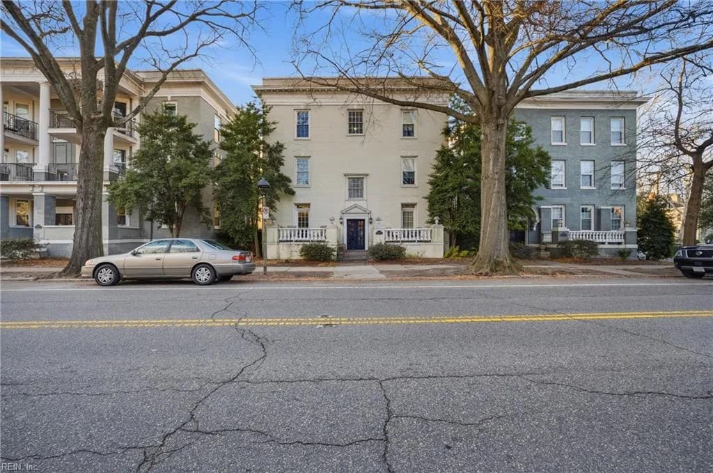 1015 Colonial AVE #4, NORFOLK VA 23507 - Photo 2