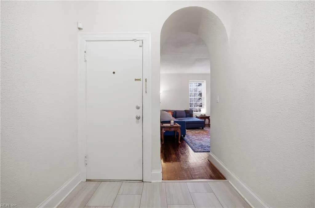 1015 Colonial AVE #4, NORFOLK VA 23507 - Photo 4