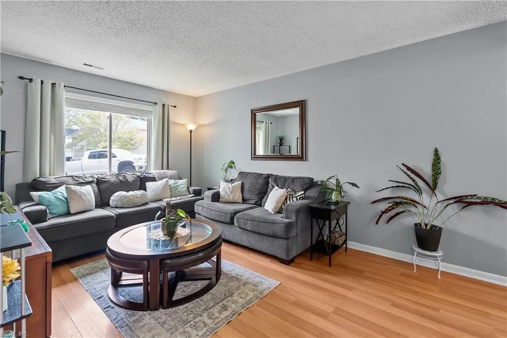 1637 Helmsley CT, VIRGINIABEACH VA 23464 - Photo 4