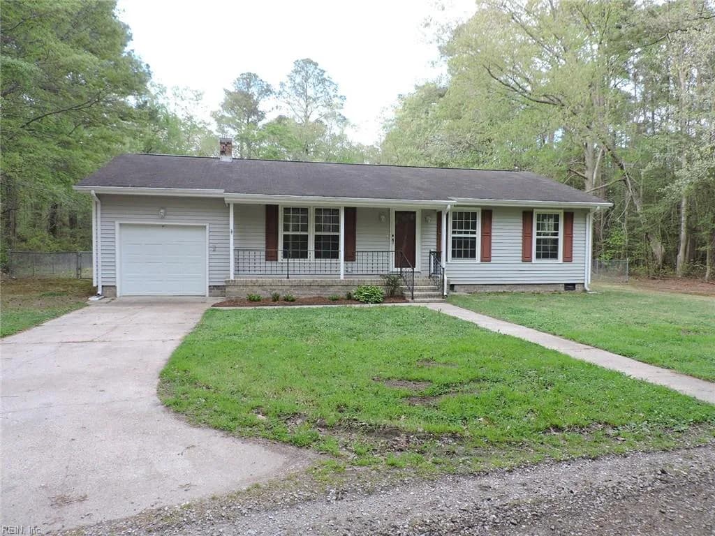 8259 GUINEA RD, HAYES VA 23072 - Photo 2