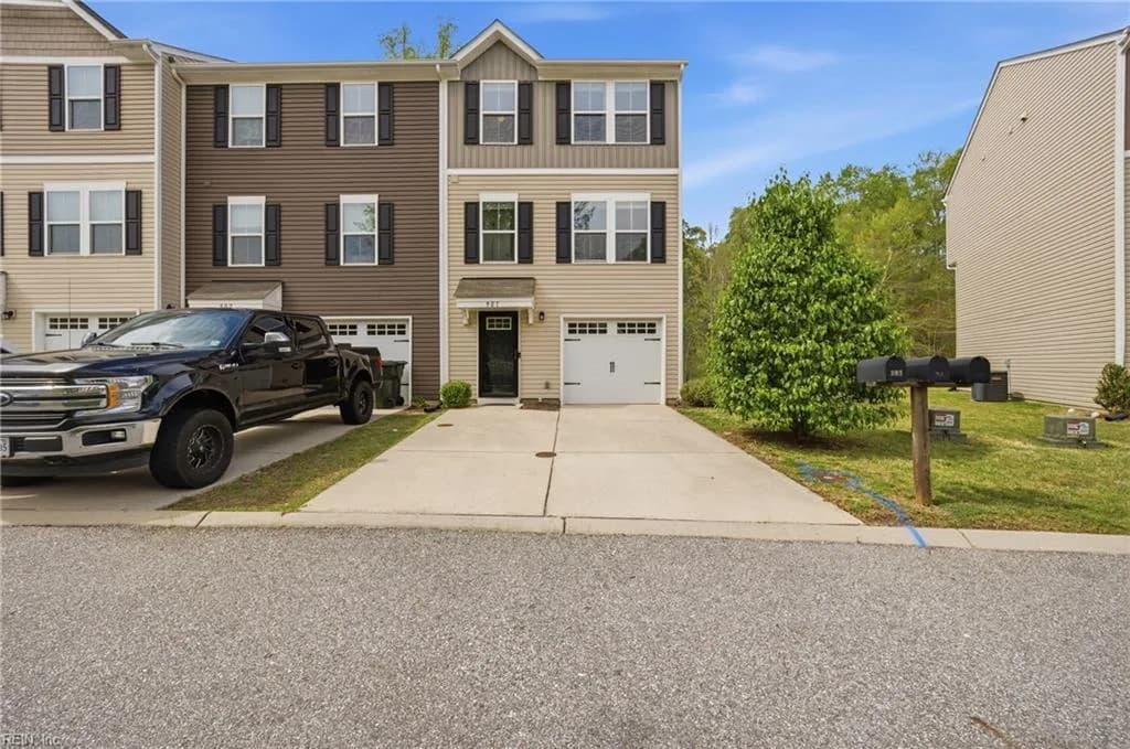 901 Lakeview CV, SMITHFIELD VA 23430 - Main photo