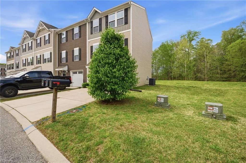 901 Lakeview CV, SMITHFIELD VA 23430 - Photo 4
