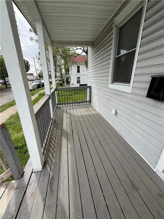 325 36th ST, NEWPORTNEWS VA 23607 - Photo 4
