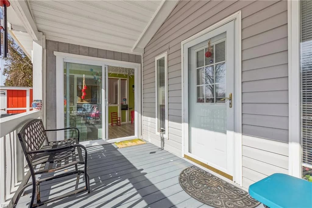 214 Woods Creek RD, DELTAVILLE VA 23043 - Photo 4