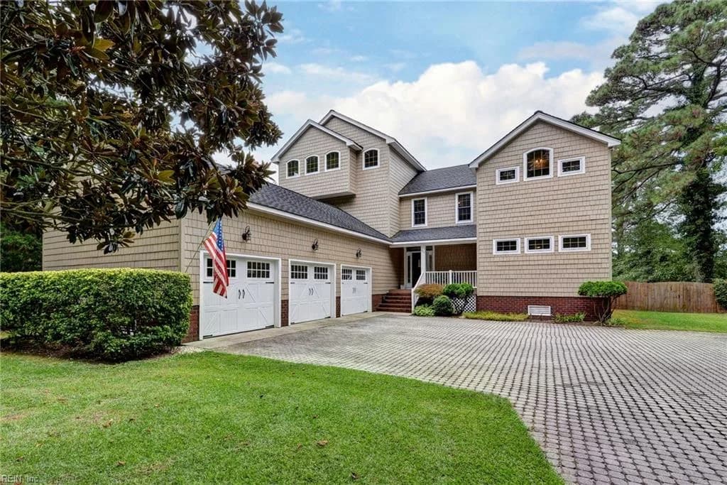 427 Weston RD, YORKTOWN VA 23692 - Photo 2
