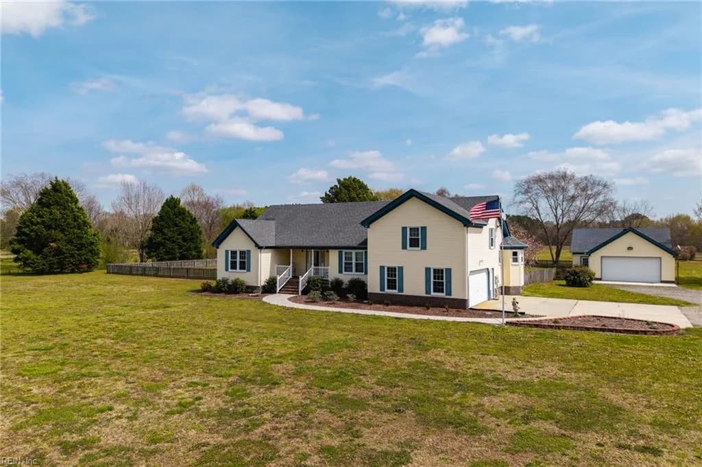 813 Puddin Ridge RD, MOYOCK NC 27958 - Photo 3