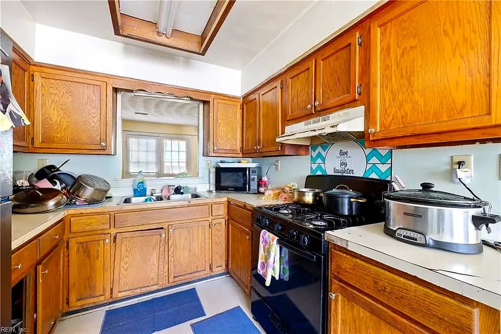 1121 Fayette ST, PORTSMOUTH VA 23704 - Photo 3