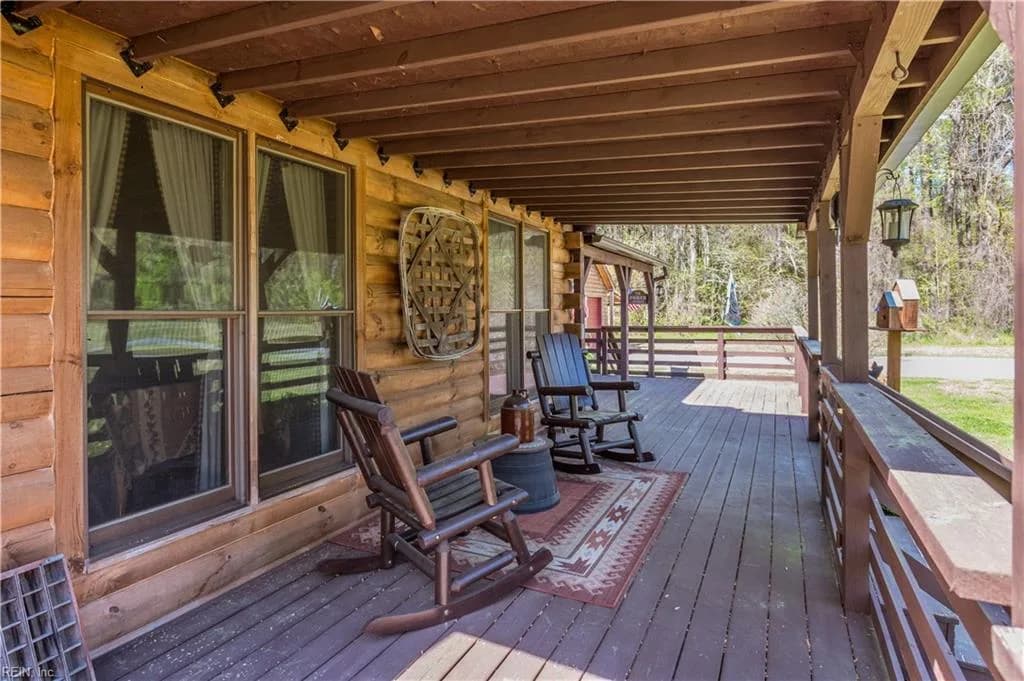 379 Sparrowhawk LN, ELBERON VA 23846 - Photo 5