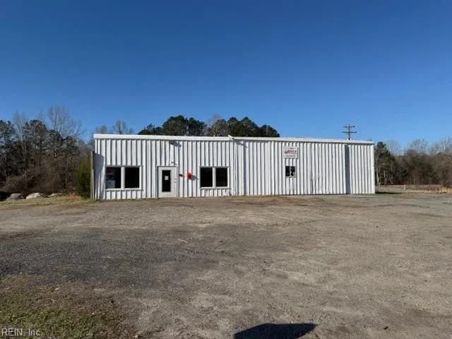 8450 Windsor BLVD, WINDSOR VA 23487 - Main photo