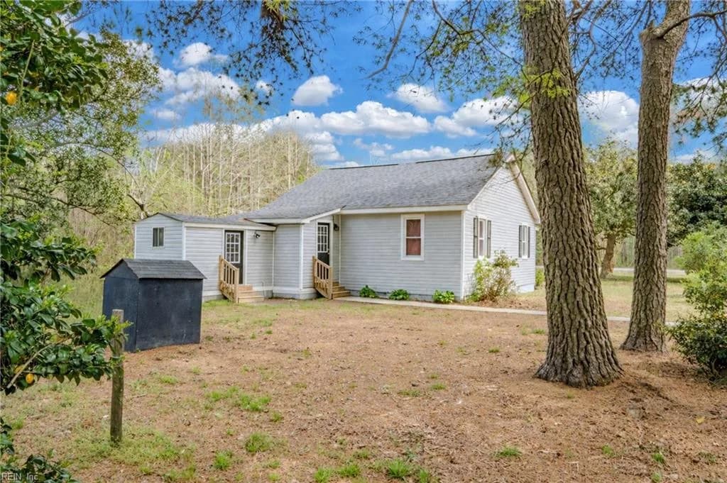 633 Fitchetts Wharf RD, MATHEWS VA 23109 - Photo 4
