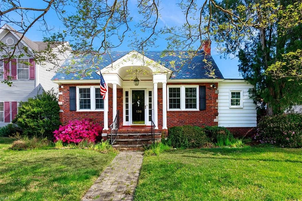 136 W Leicester AVE, NORFOLK VA 23503 - Main photo