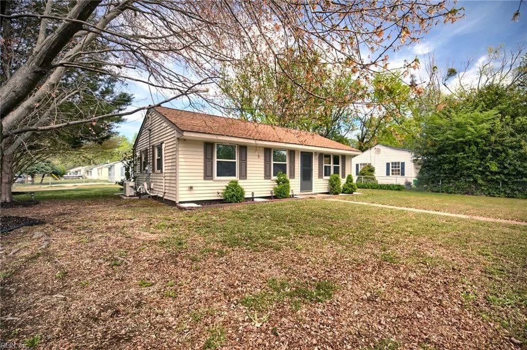 901 77th ST, NEWPORTNEWS VA 23605 - Photo 4