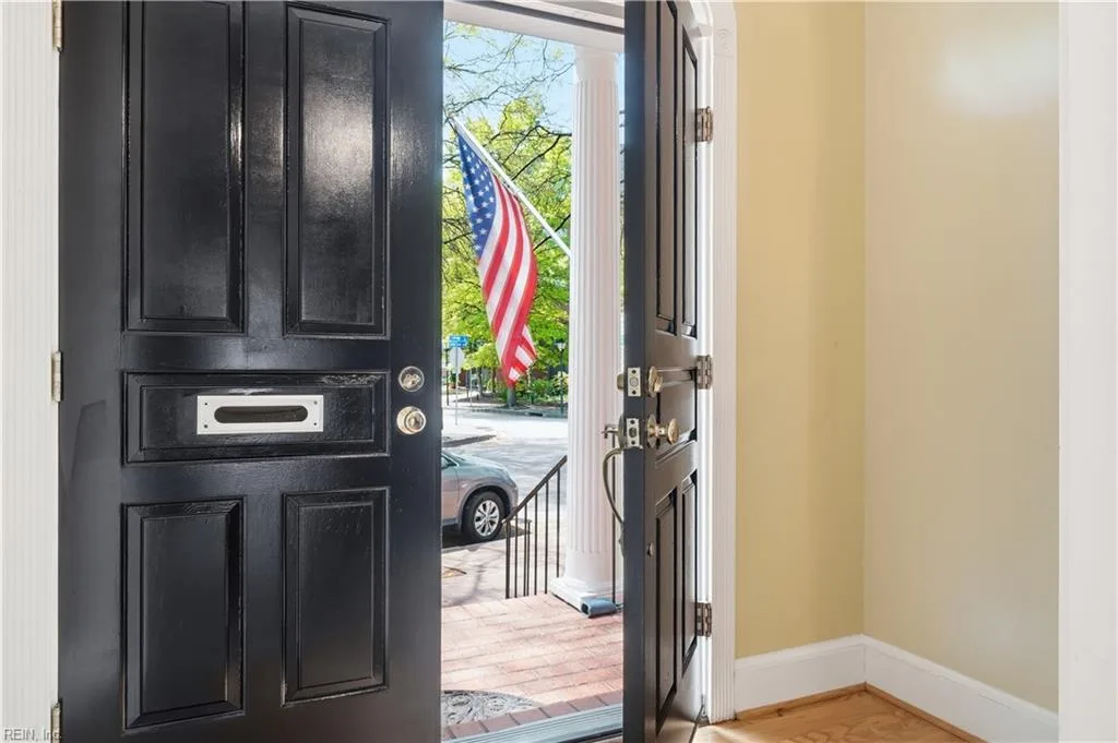 316 College PL, NORFOLK VA 23510 - Photo 4