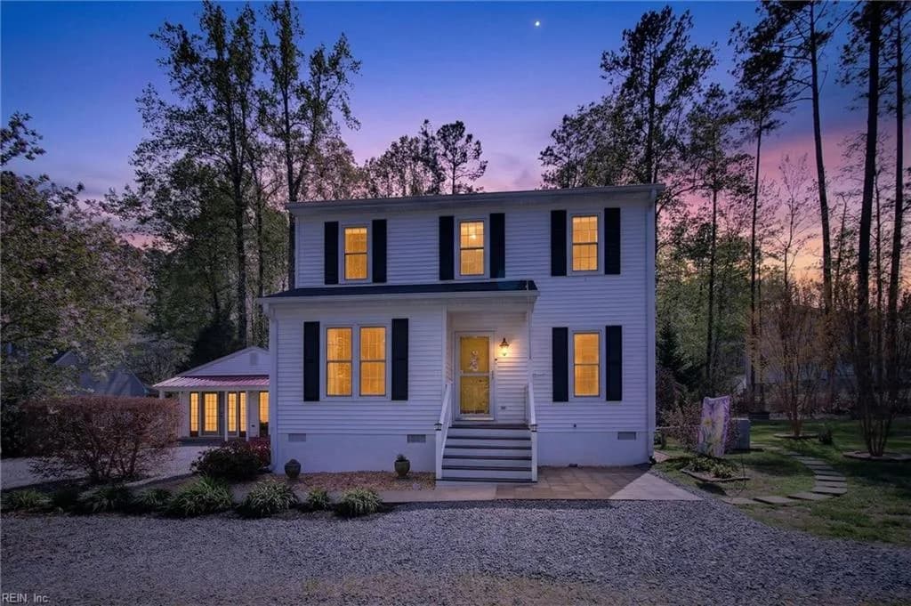 273 N Oakes CIR, SALUDA VA 23149 - Photo 3