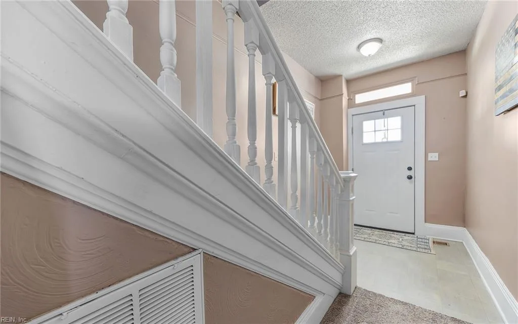 3215 Peronne AVE, NORFOLK VA 23509 - Photo 4