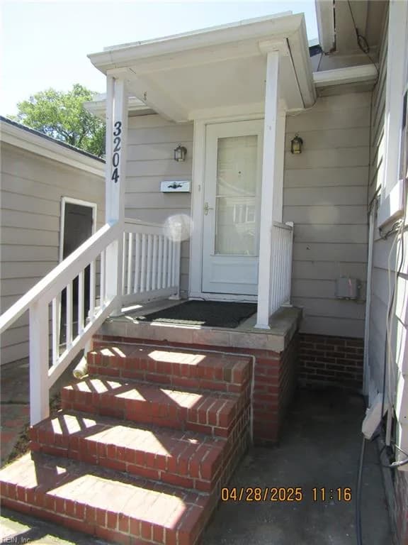 98 Alleghany RD #B, HAMPTON VA 23661 - Photo 2