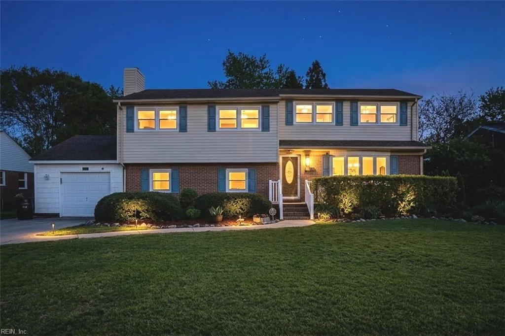 1928 Charla Lee LN, Virginia Beach — 4 bed Residential, 2,275 sqft