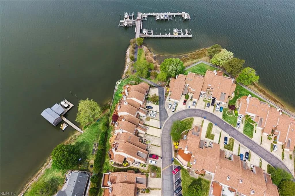 28 Sandie Point LN, PORTSMOUTH VA 23701 - Photo 5