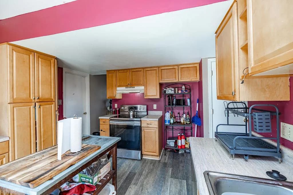 56 Banister DR, HAMPTON VA 23666 - Photo 5