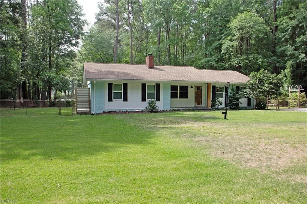 764 Lovers LN, MATHEWS VA 23109 - Main photo