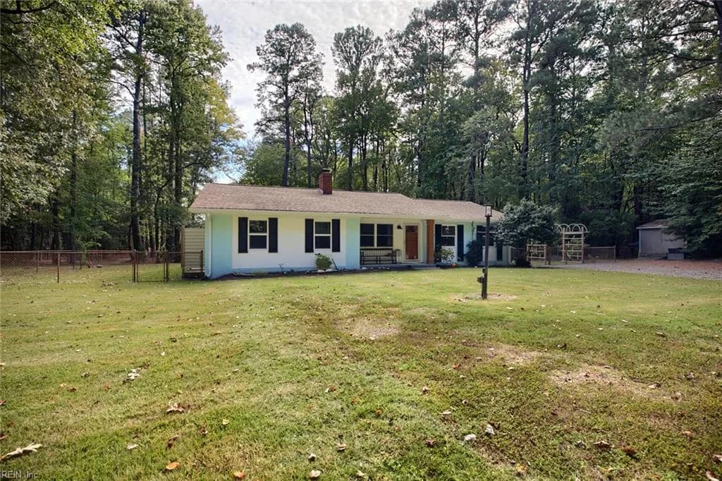 764 Lovers LN, MATHEWS VA 23109 - Photo 3