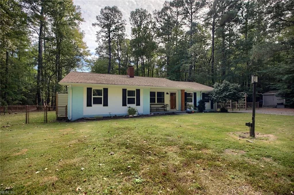 764 Lovers LN, MATHEWS VA 23109 - Photo 4