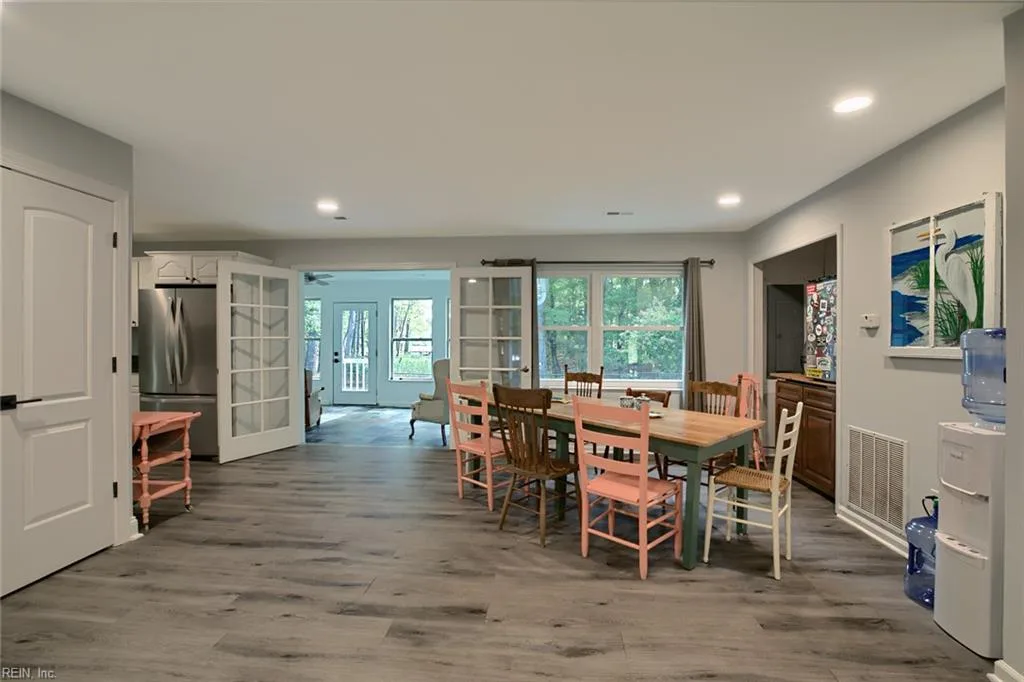 764 Lovers LN, MATHEWS VA 23109 - Photo 5