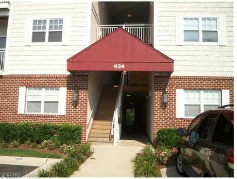 924 Southmoor DR #103, VIRGINIABEACH VA 23455 - Main photo