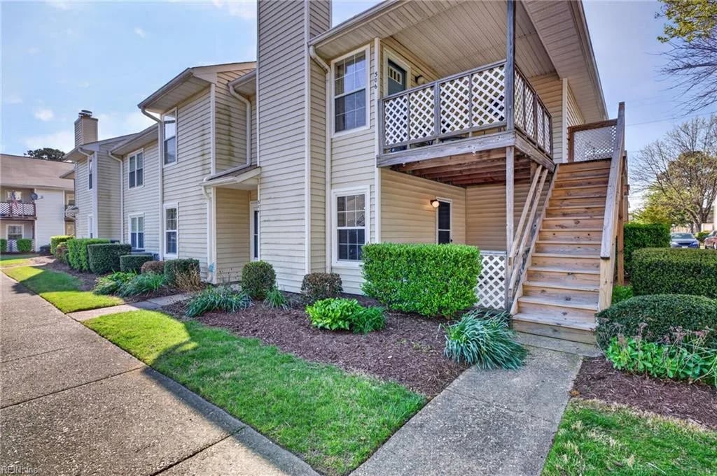 304 Thalia Station CT, Virginia Beach — 2 bed Residential, 866 sqft