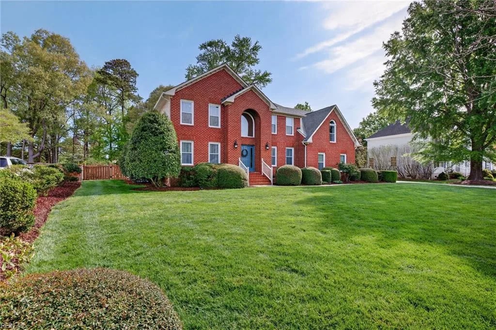 2332 Upper Greens PL, Virginia Beach — 5 bed Residential, 3,190 sqft