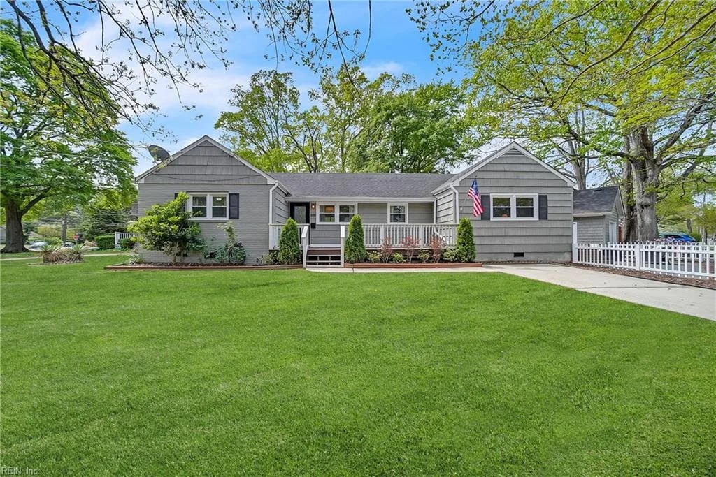 1221 Winston ST, Norfolk — 3 bed Residential, 1,676 sqft