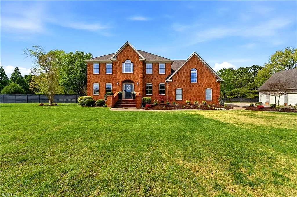 1512 Gray Rock RD, CHESAPEAKE VA 23322 - Main photo
