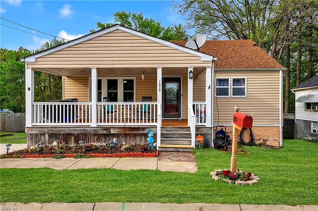 1058 Ivaloo ST, NORFOLK VA 23513 - Main photo