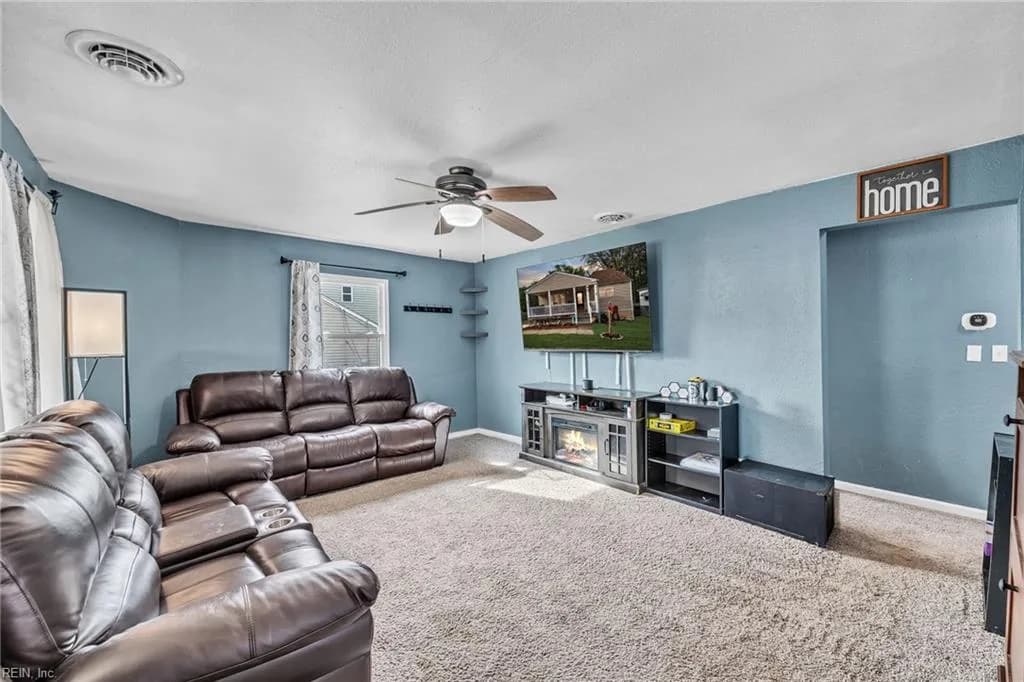 1058 Ivaloo ST, NORFOLK VA 23513 - Photo 3