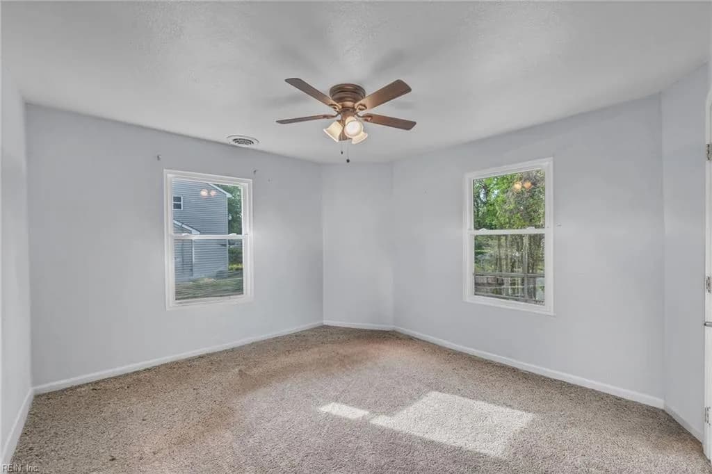1058 Ivaloo ST, NORFOLK VA 23513 - Photo 5