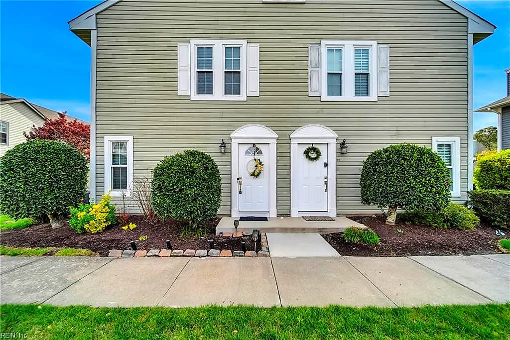 105 Seaside LN, VIRGINIA BEACH VA 23462 - Main photo