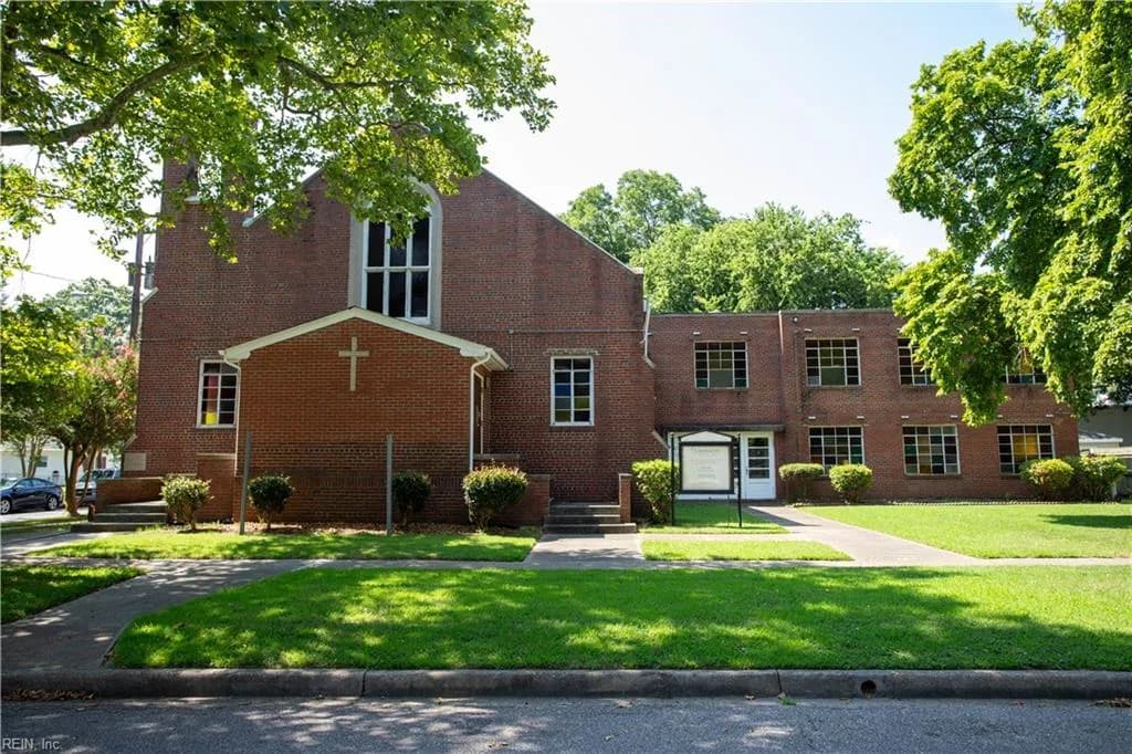 241 Forrest AVE, NORFOLK VA 23505 - Photo 4