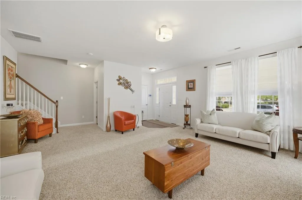 206 Harmony DR, Portsmouth — 3 bed Residential, 2,180 sqft