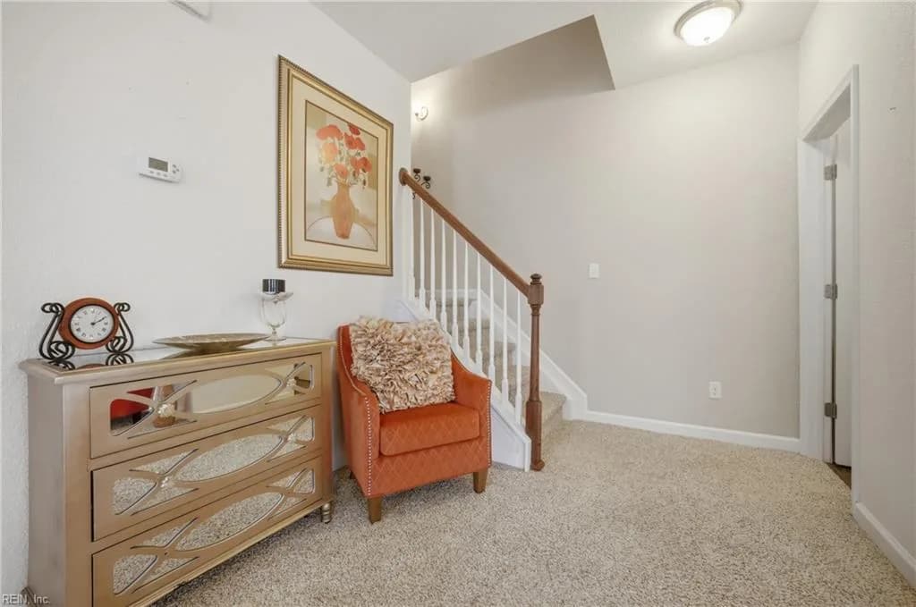 206 Harmony DR, PORTSMOUTH VA 23701 - Photo 4